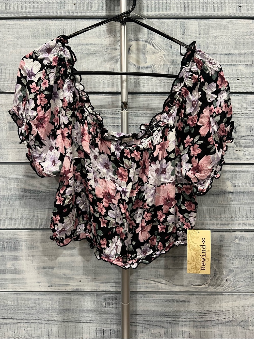 Rewind Black Floral Puff-Sleeve Crop Top - Pink & White Flowers
